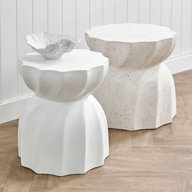 Swirl Concrete Stool - White - - Eleganté