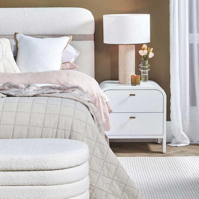 Chisholm Bedside Table - White - - Eleganté