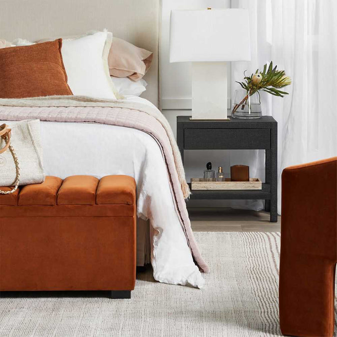 Chiswick Bedside Table - Black - - Eleganté