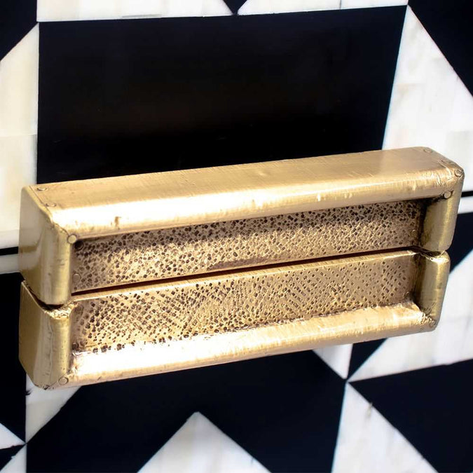 Huxley Bedside Table - - Eleganté