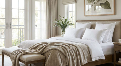 5-star hotel pillows for a spacious master bedroom