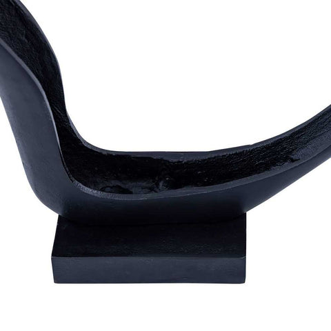 Larkin Object