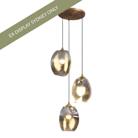 Delaney Pendant - 3 Globe - OUTLET NSW - Delaney Pendant - 3 Globe - OUTLET NSW - Eleganté