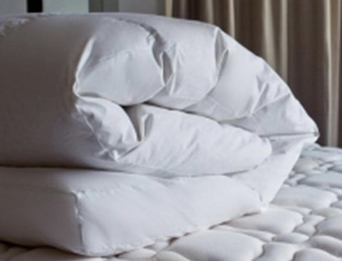  InterContinental King Quilt - Bedding - Eleganté